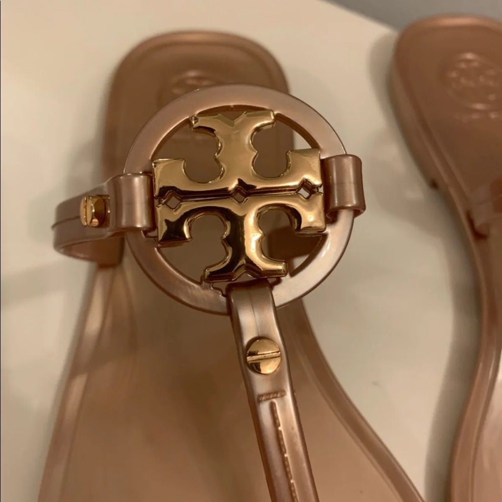 ❌SOLD❌Tory Burch Mini Miller sanders